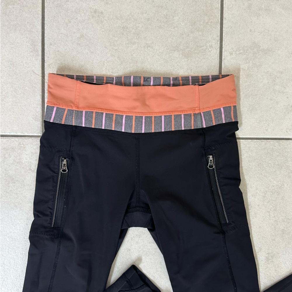 Lululemon Inspire Tight II (Mesh) Size 4 - Picture 6 of 11